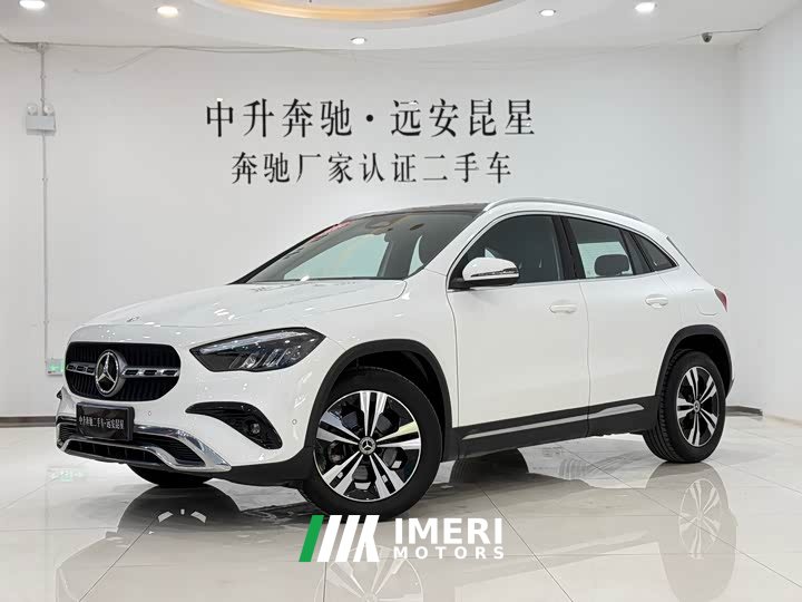 Mercedes-Benz GLA 200