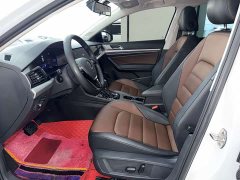 Volkswagen Lavida 280TSI DSG Luxury - ფოტო 6