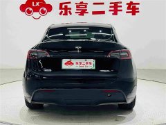Tesla Model Y Rear-Wheel Drive - ფოტო 4