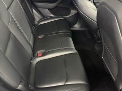 Tesla Model Y Rear-Wheel Drive - ფოტო 15