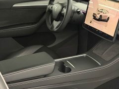 Tesla Model Y Rear-Wheel Drive - ფოტო 16