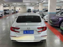 Honda Accord 2018 260TURBO Elite National V - ფოტო 3