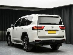 Toyota Land Cruiser (Imported) 3.5T Middle East Version - ფოტო 4