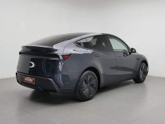 Tesla Model Y Rear-Wheel Drive - ფოტო 2