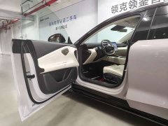 Lynk & Co Geely Lynk & Co 10 2025 240 AWD Ultra - ფოტო 16