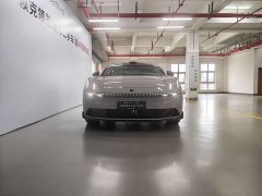 Lynk & Co Geely Lynk & Co 10 2025 240 AWD Ultra - ფოტო 2