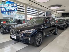 BMW X5 2022 xDrive 30Li Luxury M Sport Package - ფოტო 1