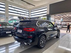 BMW X5 2022 xDrive 30Li Luxury M Sport Package - ფოტო 6