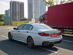 BMW 5 Series 530Li Luxury M Sport Package - ფოტო 4