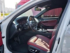 BMW 5 Series 530Li Luxury M Sport Package - ფოტო 8