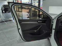 Volkswagen Sagitar 280TSI DSG Flying Edition - ფოტო 7