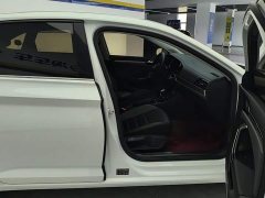 Volkswagen Sagitar 280TSI DSG Flying Edition - ფოტო 8