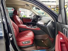 BMW X5 xDrive 30Li Luxury M Sport Package - ფოტო 11
