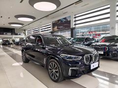 BMW X5 xDrive 30Li Luxury M Sport Package - ფოტო 3