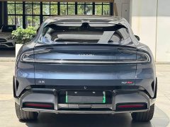 Xiaomi YU7 Four-Wheel Drive Max Edition - ფოტო 13