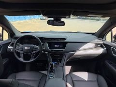 Cadillac XT5 2.0T FWD Luxury - ფოტო 9