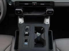 Toyota RAV4 Dual Engine 2.0L FWD Luxury - ფოტო 4