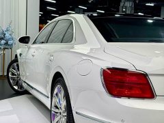 Bentley Flying Spur Plug-in Hybrid 2022 2.9T V6 - ფოტო 10