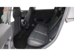 Tesla Model Y Rear-Wheel Drive - ფოტო 7