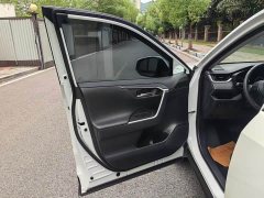 Toyota Venza 2020 Hybrid 2.5L E-CVT AWD Luxury - ფოტო 15