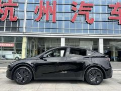Tesla Model Y Rear-Wheel Drive - ფოტო 13