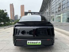 Tesla Model Y Rear-Wheel Drive - ფოტო 4