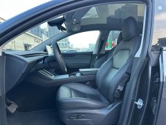 Tesla Model Y Rear-Wheel Drive - ფოტო 8