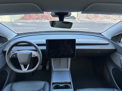 Tesla Model Y Rear-Wheel Drive - ფოტო 9