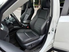 Toyota Venza Hybrid 2.5L E-CVT FWD Luxury - ფოტო 12