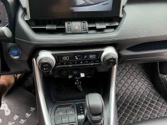 Toyota Venza Hybrid 2.5L E-CVT FWD Luxury - ფოტო 15