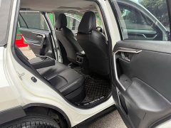 Toyota Venza Hybrid 2.5L E-CVT FWD Luxury - ფოტო 8