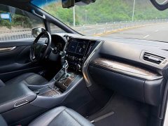 Toyota Vellfire 2020 Dual Motor 2.5L HV Premium Edition - ფოტო 18