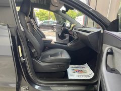 Tesla Model Y Rear-Wheel Drive - ფოტო 17