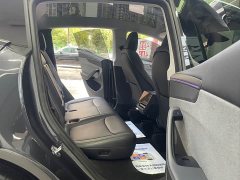 Tesla Model Y Rear-Wheel Drive - ფოტო 19