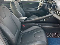 Hyundai Elantra 1.5L CVT Luxury - ფოტო 8
