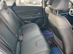 Hyundai Elantra 1.5L CVT Luxury - ფოტო 9