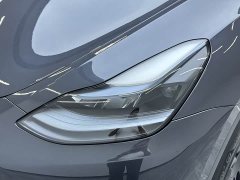 Tesla Model Y Long Range All-Wheel Drive - ფოტო 11