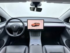 Tesla Model Y Long Range All-Wheel Drive - ფოტო 14