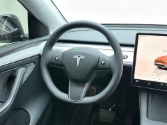 Tesla Model Y Long Range All-Wheel Drive - ფოტო 19