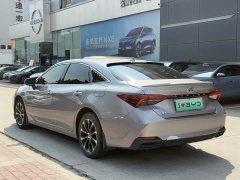 Toyota Avalon 2022 Hybrid 2.5L Luxury - ფოტო 10
