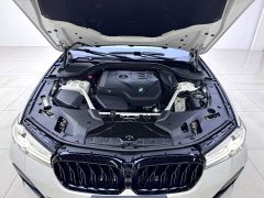 BMW 5 Series 525Li M Sport Package - ფოტო 17