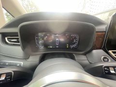 FAW Red Flag HQ9 PHEV 2.0T AWD Luxury - ფოტო 13