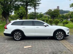 Volvo V90 Cross Country B5 AWD Intelligent Remote Edition - ფოტო 4