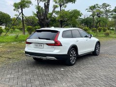 Volvo V90 Cross Country B5 AWD Intelligent Remote Edition - ფოტო 5