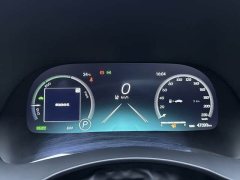 Toyota Crown Venza 2.5L HEV AWD Luxury - ფოტო 10