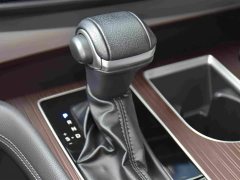Toyota Grevias 2022 2.5L Hybrid Premium Edition - ფოტო 14