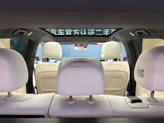 Li Auto L6 2024 Pro - ფოტო 13