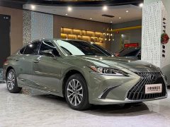 Lexus ES 200 Excellence Edition - ფოტო 3