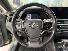 Lexus ES 200 Excellence Edition - ფოტო 8