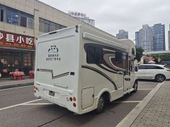 SAIC Maxus V80 Motorhome 2.0T Lifestyle RV with Transverse Bed - ფოტო 6